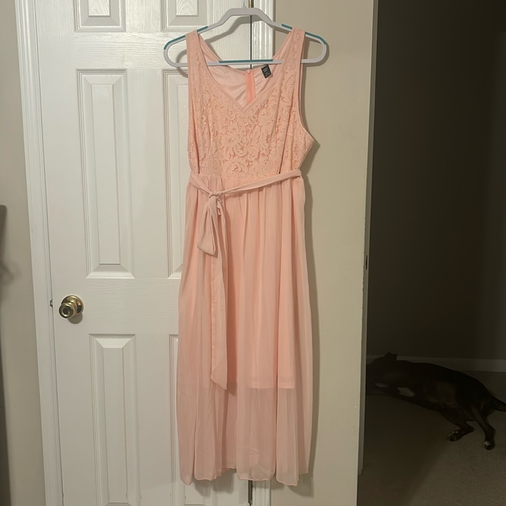 Woman’s dress pink 2xl